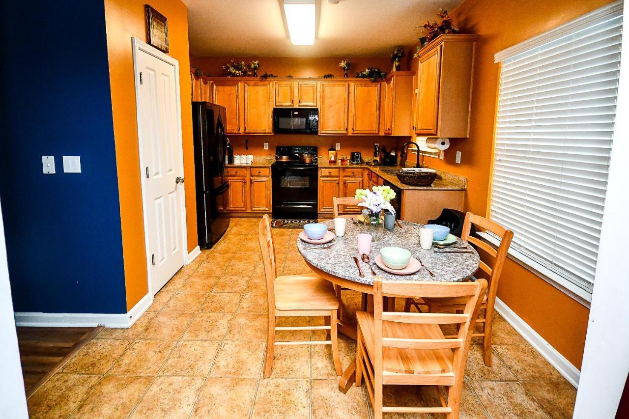 4 - Bed Home With Cali King Bed, 12 Mins To Dtwn Ατλάντα Εξωτερικό φωτογραφία